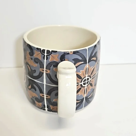 Anthropologie Mezze Monogram letter B mug 16.2 oz NEW